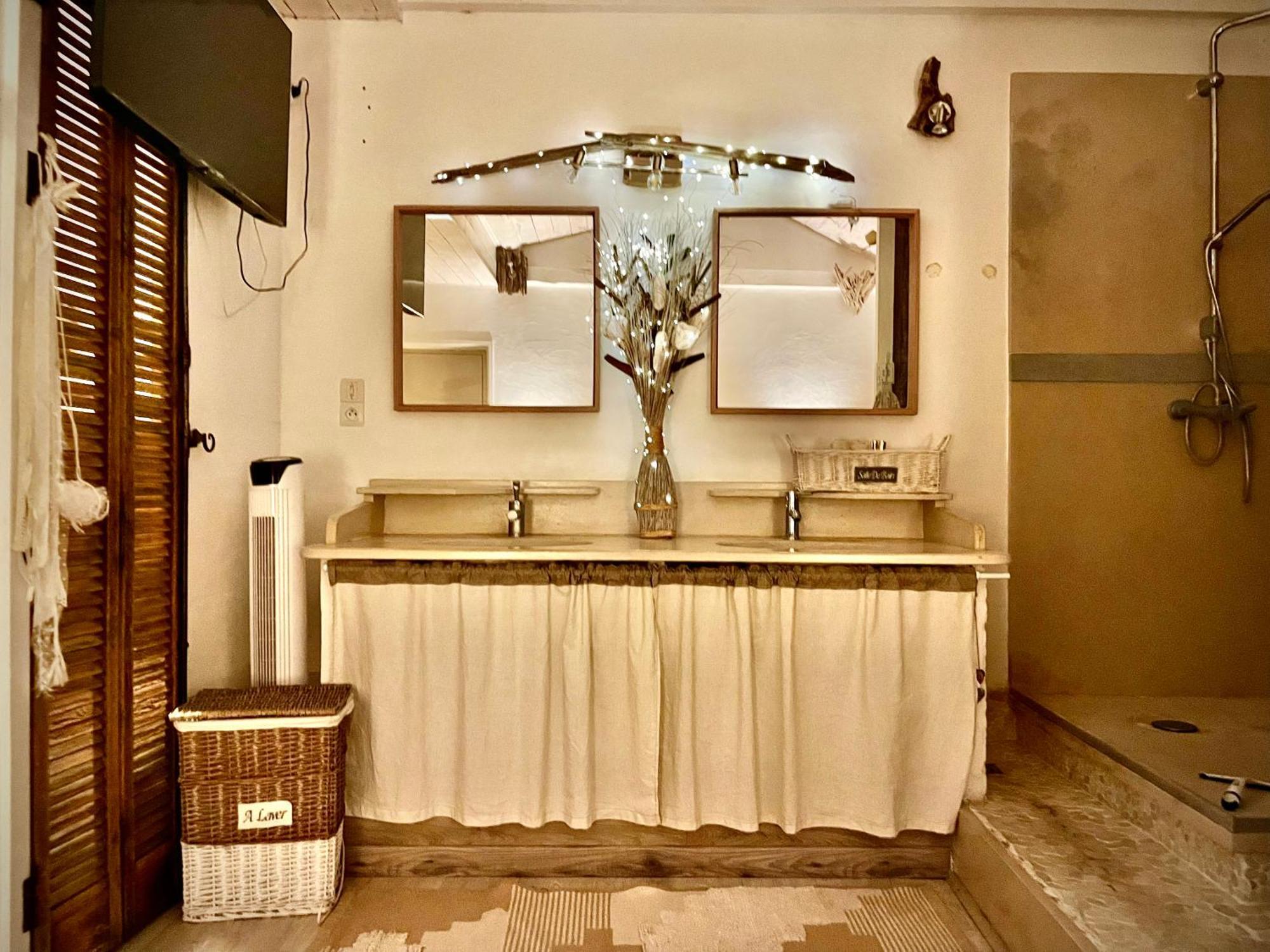 La Maison Du Bougainvillier 10 Personnes *