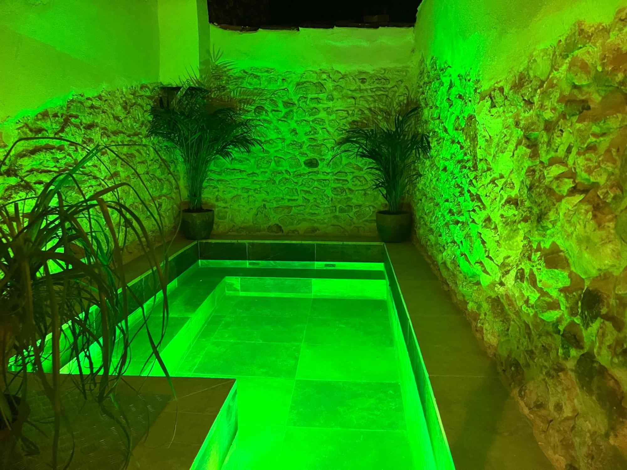 La Maison Du Bougainvillier 10 Personnes Dions